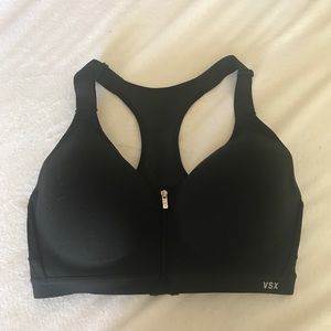 Front zip, strong support sports bra